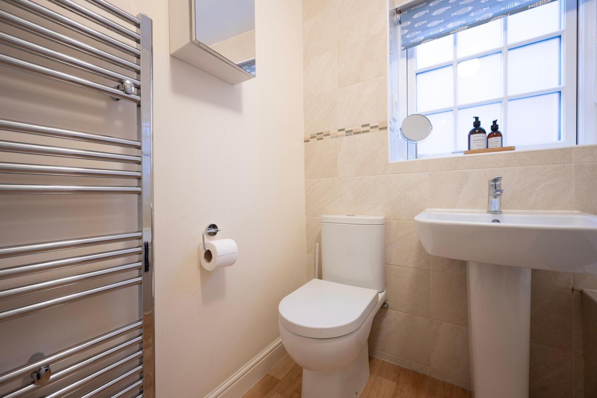 The Marlowe - Beautiful House In The Heart Of With Free Parking Canterbury
